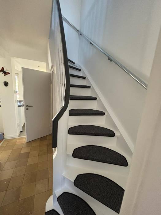 Treppe mit Stufenmatten